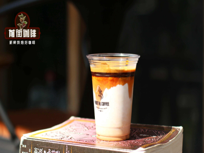 라떼 Latte 만드는 법｜카푸치노, 모카, 라떼 커피를 어떻게 구분할까? 라떼를 만들 때 에스프레소와 우유의 비율은 얼마인가?
