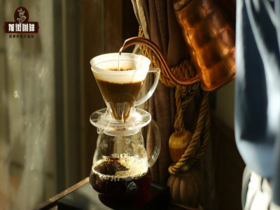 핸드드립 커피 심화 지식: Kalita 드리퍼의 특징은 무엇인가, Kalita 사다리꼴 드리퍼와 v60 드리퍼 비교, 사다리꼴 드리퍼가 지금 왜 점점 보기 드물어졌는가
