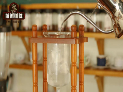 콜드브루 커피를 가장 맛있게 마시는 법｜콜드브루 커피는 추출 후 왜 하룻밤 발효시켜야 마셔야 할까? 저온 추출 커피의 장점은 무엇이 있을까?